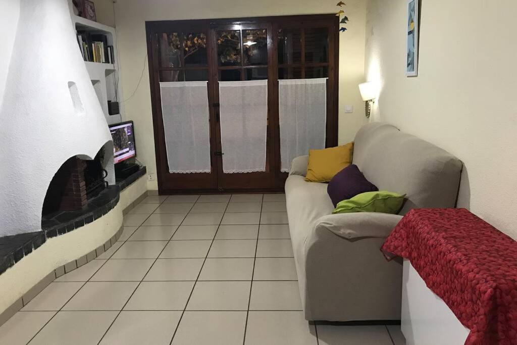 Casita Blanca Con Fibra Optica Y Piscina Cominutaria * Tossa de Mar
