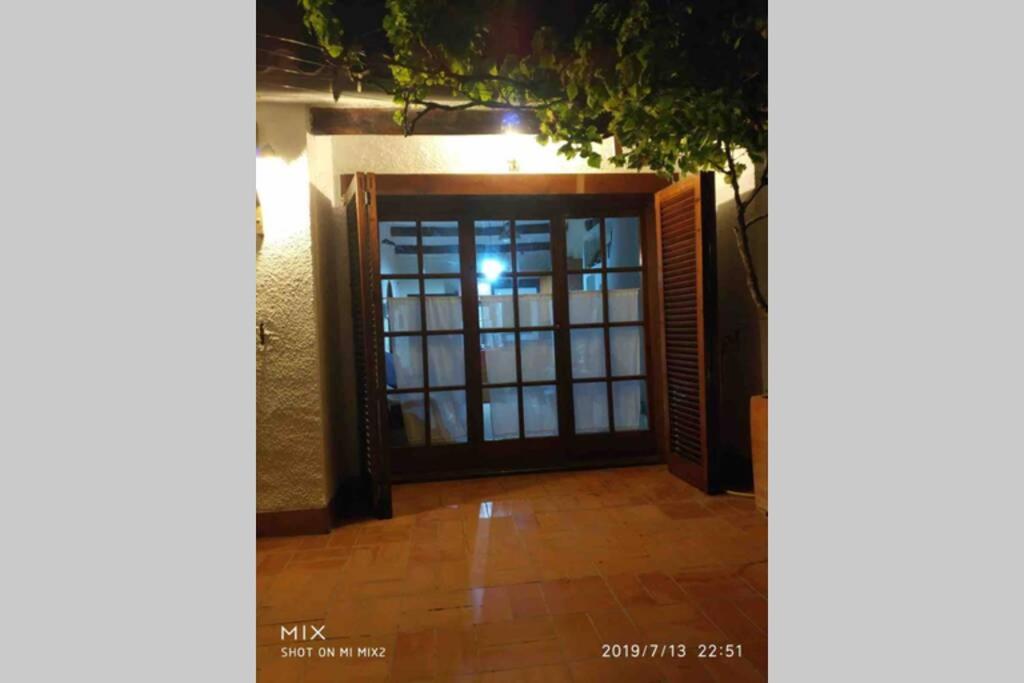 Casita Blanca Con Fibra Optica Y Piscina Cominutaria Vakantiehuis